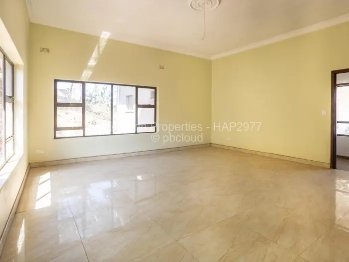 6 Bedroom House for Sale in Carrick Creagh Estate, Harare