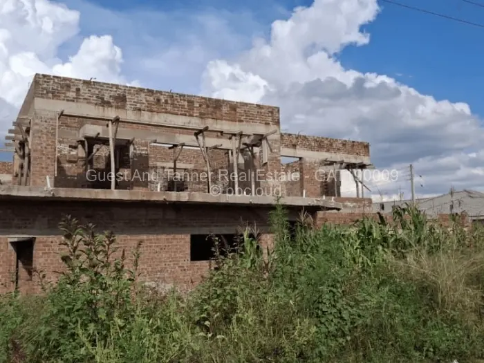 7 Bedroom House for Sale in Fairview, Harare