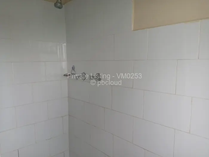 2 Bedroom Cottage/Garden Flat to Rent in Greendale North