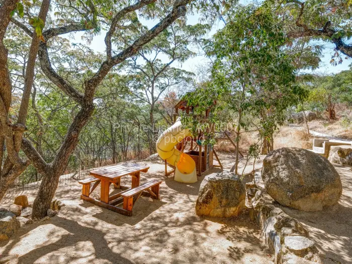 4 Bedroom House to Rent in Christon Bank, Christon Bank