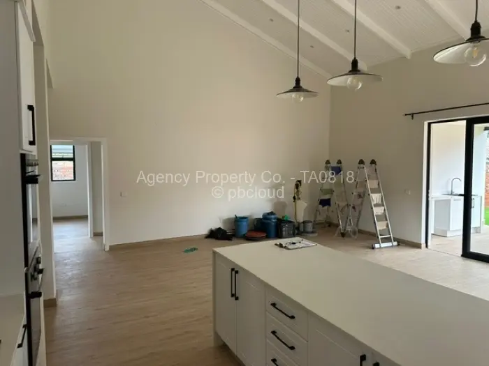 Townhouse/Cluster to Rent in Highlands, Harare