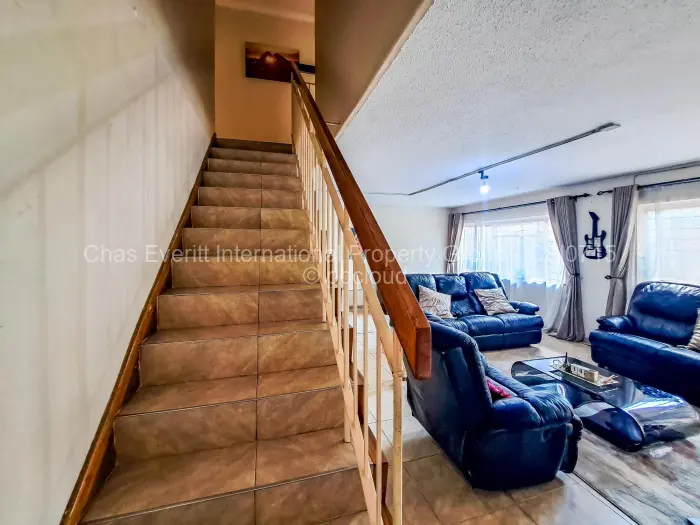 Townhouse/Cluster to Rent in Avenues