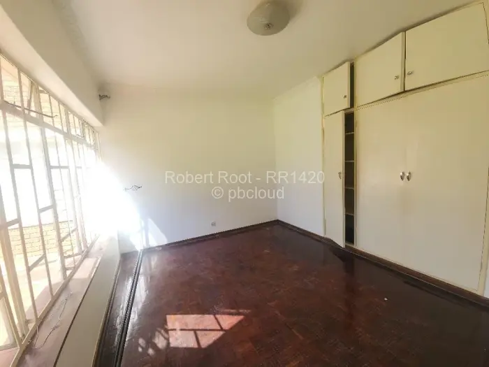 Flat/Apartment to Rent in Avondale