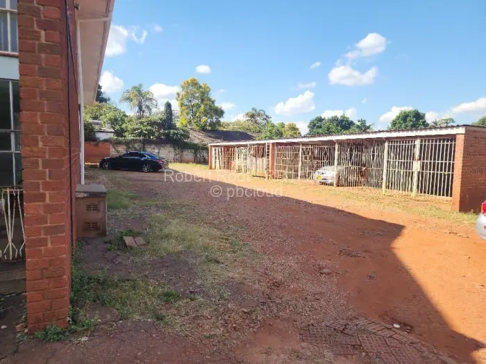 Flat/Apartment to Rent in Avondale