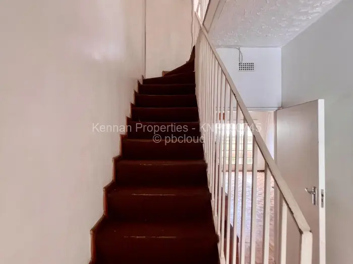 Flat/Apartment to Rent in Avondale