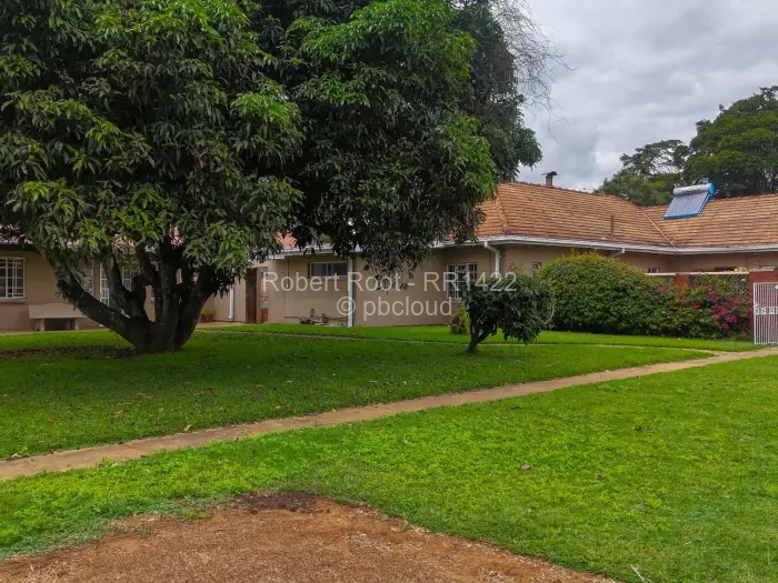 4 Bedroom House for Sale in Emerald Hill, Harare