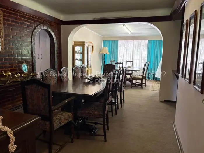 4 Bedroom House for Sale in Hillside Byo, Bulawayo