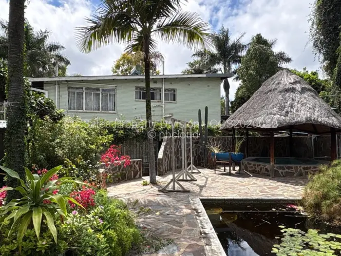 4 Bedroom House for Sale in Hillside Byo, Bulawayo