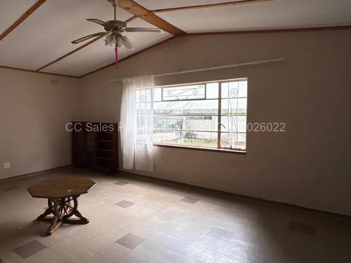 4 Bedroom House for Sale in Hillside Byo, Bulawayo