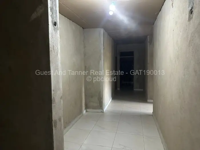 5 Bedroom House for Sale in Mwashuma Park, Harare