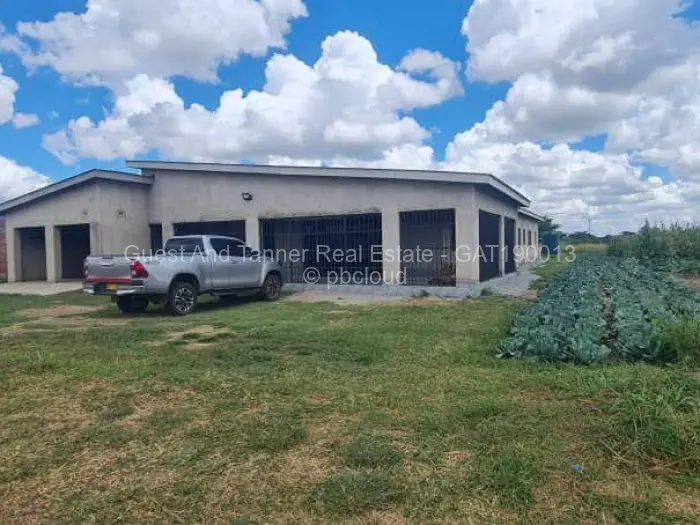 5 Bedroom House for Sale in Mwashuma Park, Harare