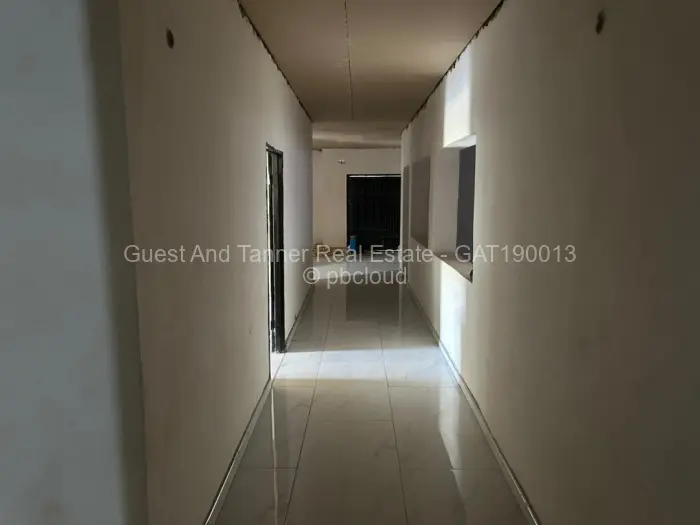 5 Bedroom House for Sale in Mwashuma Park, Harare