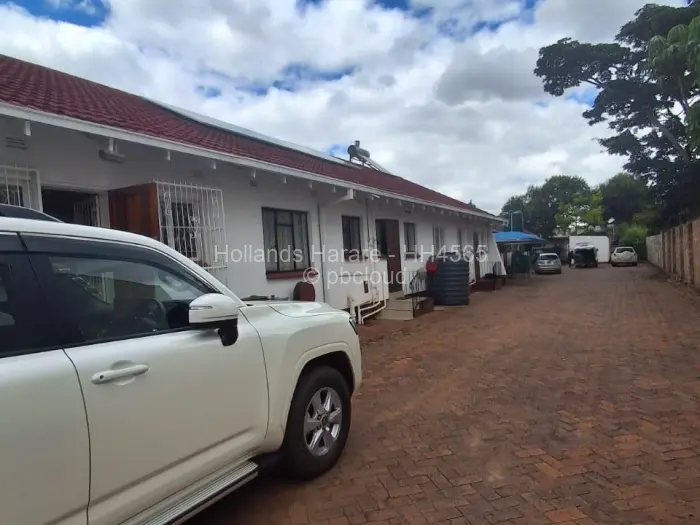 2 Bedroom Cottage/Garden Flat for Sale in Avondale, Harare