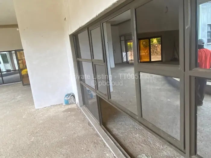 8 Bedroom House for Sale in Carrick Creagh Estate, Harare