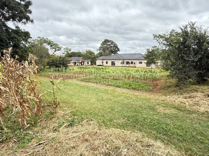 5 Bedroom House for Sale in Mandara, Harare
