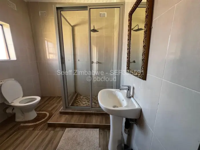 6 Bedroom House for Sale in Victoria Falls, Victoria Falls