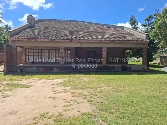 5 Bedroom House for Sale in Borrowdale West, Harare