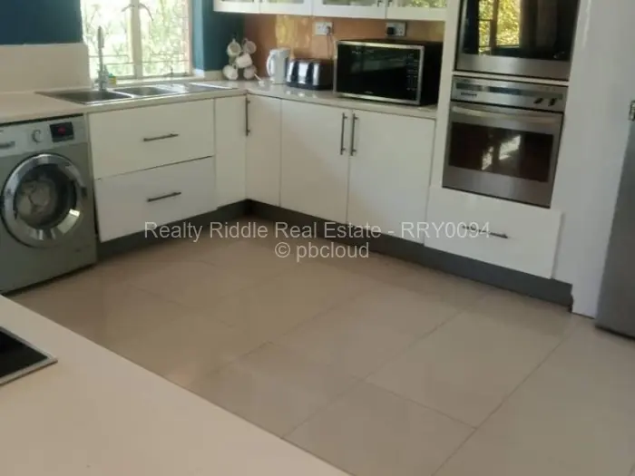 4 Bedroom House for Sale in Glen Lorne, Harare