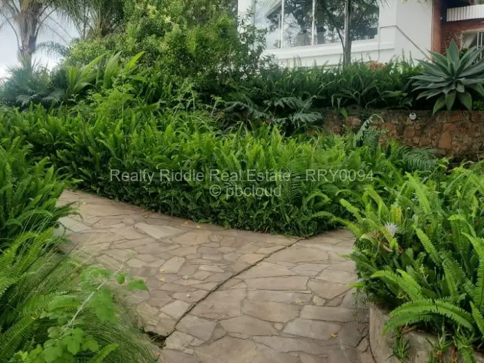 4 Bedroom House for Sale in Glen Lorne, Harare
