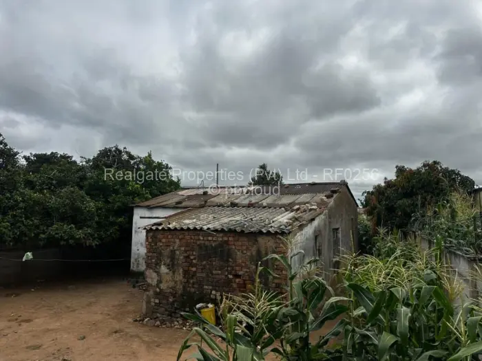 2 Bedroom House for Sale in Pumula, Bulawayo