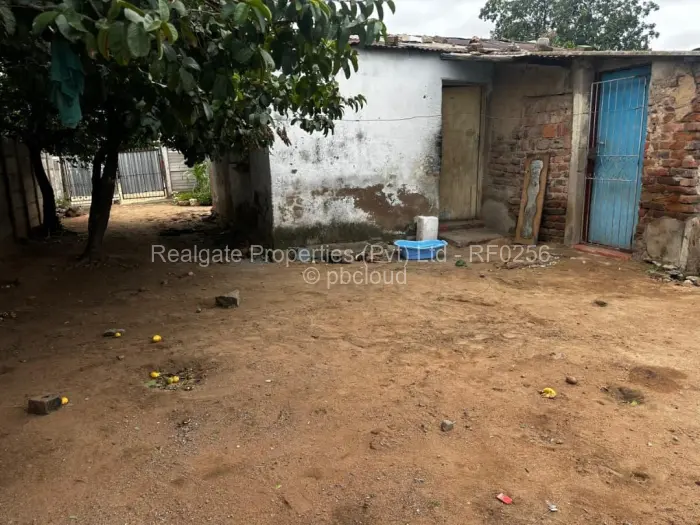 2 Bedroom House for Sale in Pumula, Bulawayo