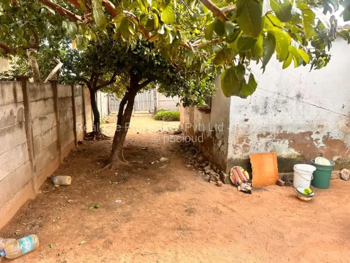 2 Bedroom House for Sale in Pumula, Bulawayo