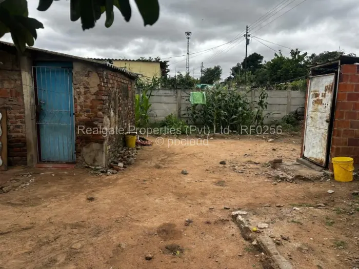 2 Bedroom House for Sale in Pumula, Bulawayo
