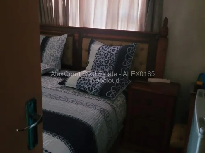 4 Bedroom House for Sale in Budiriro, Harare