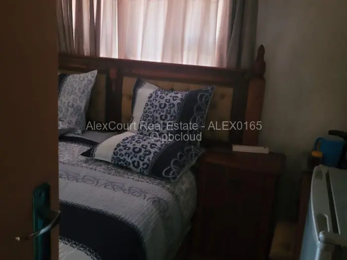 4 Bedroom House for Sale in Budiriro, Harare