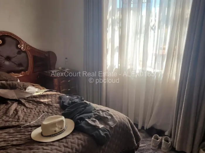 4 Bedroom House for Sale in Budiriro, Harare