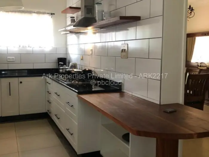 4 Bedroom House for Sale in Alexandra Park, Harare