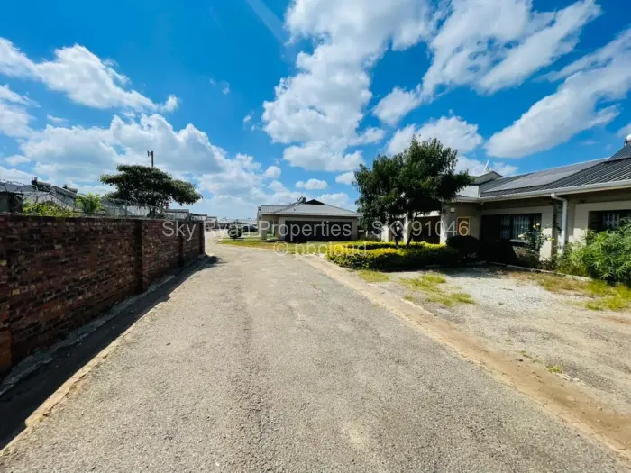 Flat/Apartment for Sale in Madokero Estates, Harare