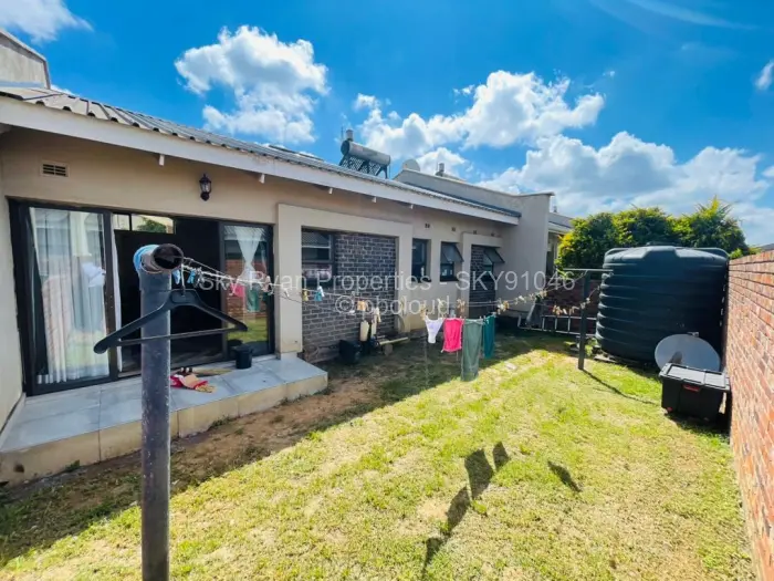 Flat/Apartment for Sale in Madokero Estates, Harare