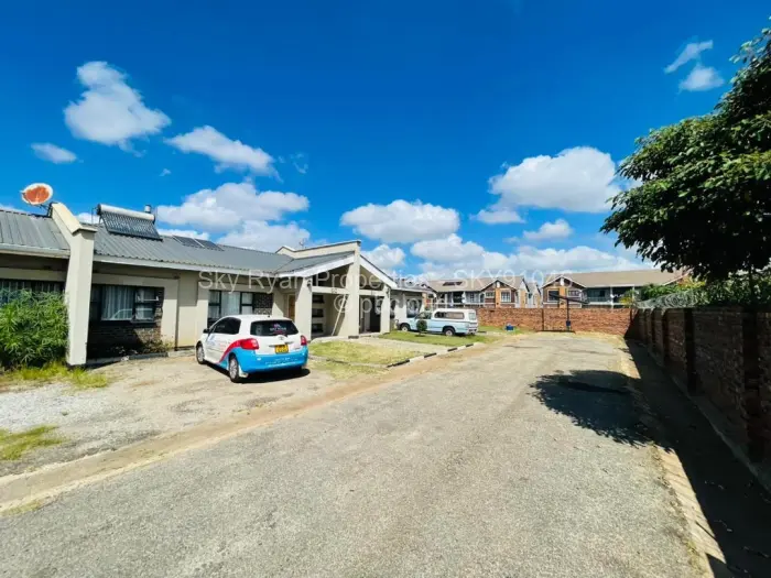 Flat/Apartment for Sale in Madokero Estates, Harare