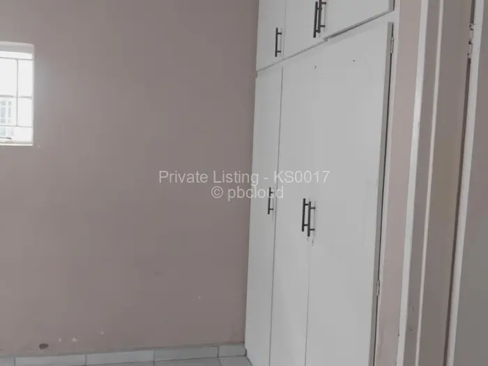 3 Bedroom House to Rent in Mainway Meadows