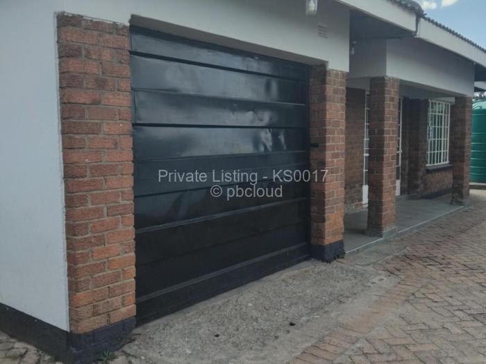 3 Bedroom House to Rent in Mainway Meadows, Harare