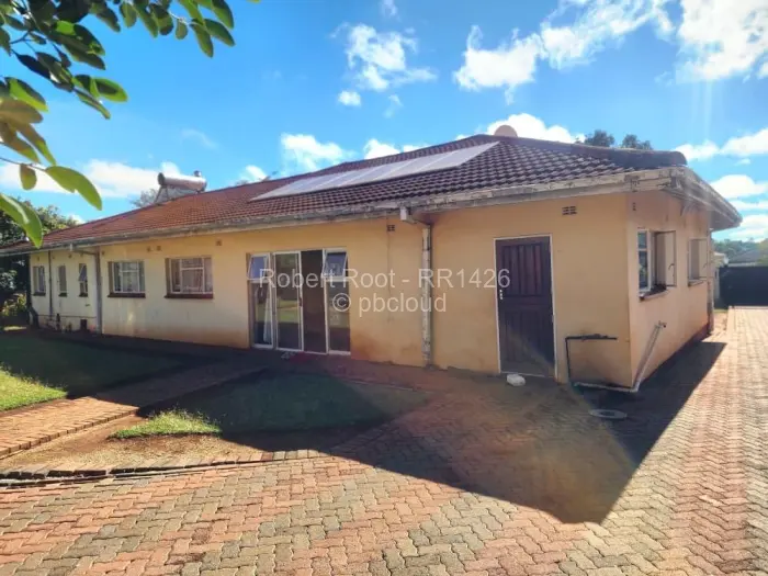 4 Bedroom House to Rent in Mount Pleasant