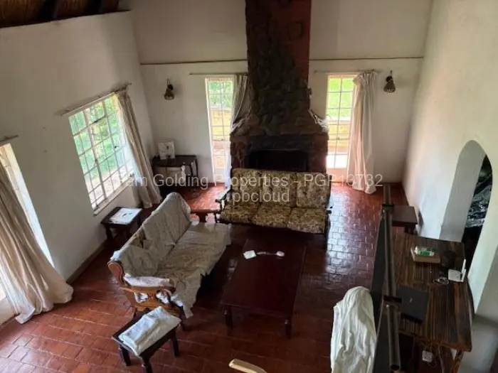 3 Bedroom House for Sale in Mazvikadei, Mazvikadei