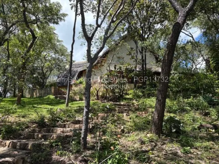 3 Bedroom House for Sale in Mazvikadei, Mazvikadei