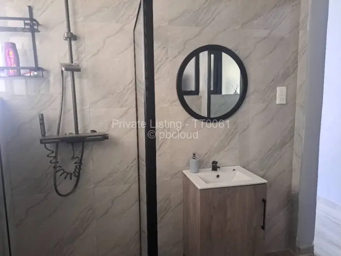 Flat/Apartment to Rent in Borrowdale