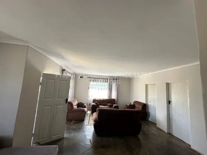 3 Bedroom House to Rent in Waterfalls, Harare