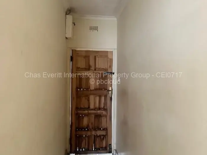 6 Bedroom House for Sale in Bloomingdale, Harare