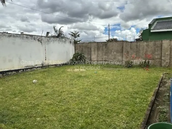 6 Bedroom House for Sale in Bloomingdale, Harare