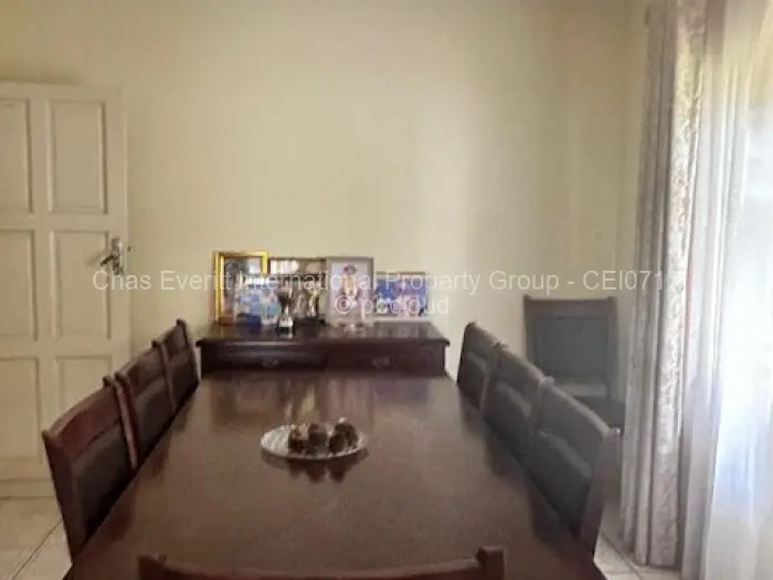 6 Bedroom House for Sale in Bloomingdale, Harare