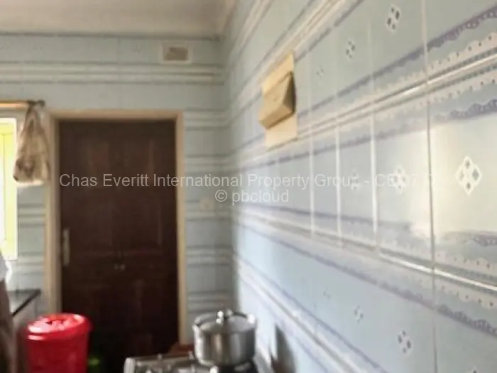 6 Bedroom House for Sale in Bloomingdale, Harare