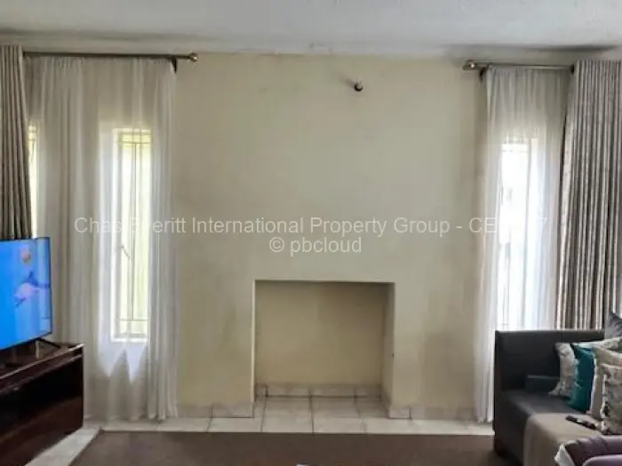 6 Bedroom House for Sale in Bloomingdale, Harare