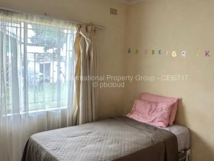 6 Bedroom House for Sale in Bloomingdale, Harare