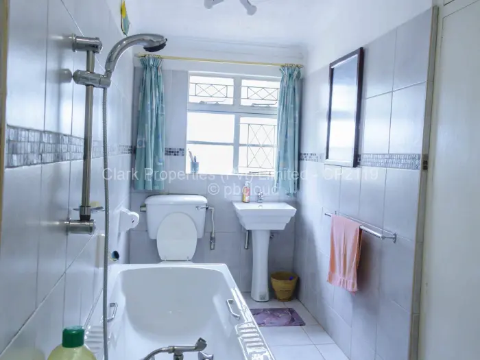3 Bedroom House for Sale in Pomona, Harare