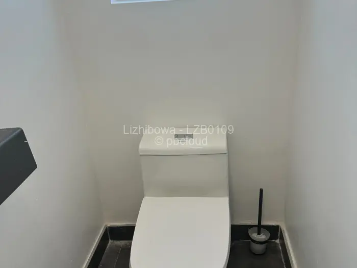 Flat/Apartment to Rent in Strathaven, Harare