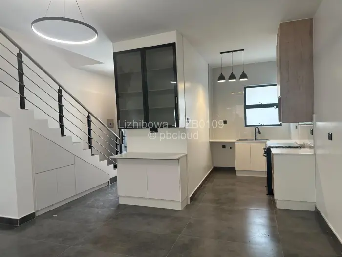 Flat/Apartment to Rent in Strathaven, Harare